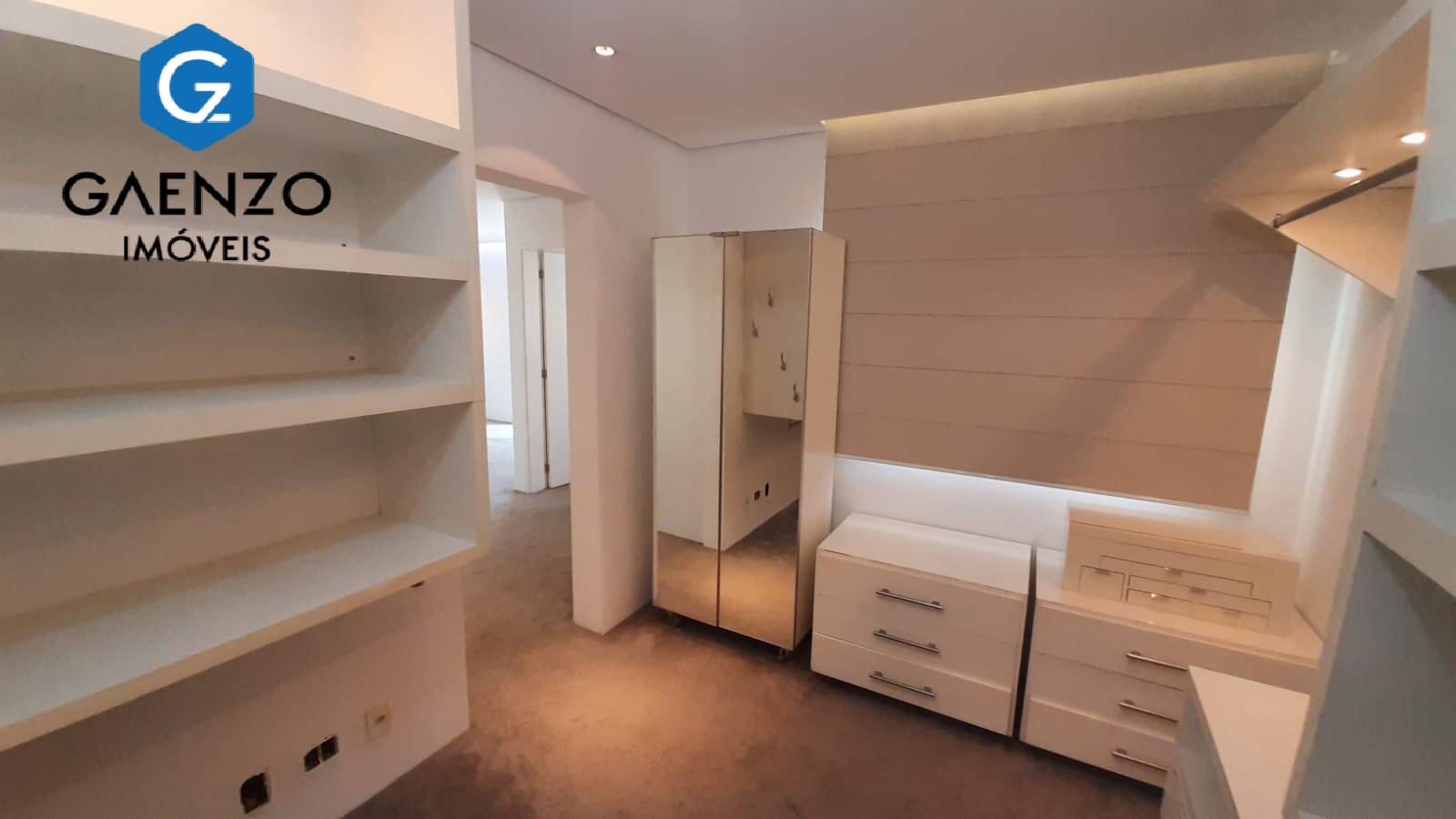 Apartamento à venda com 3 quartos, 202m² - Foto 37