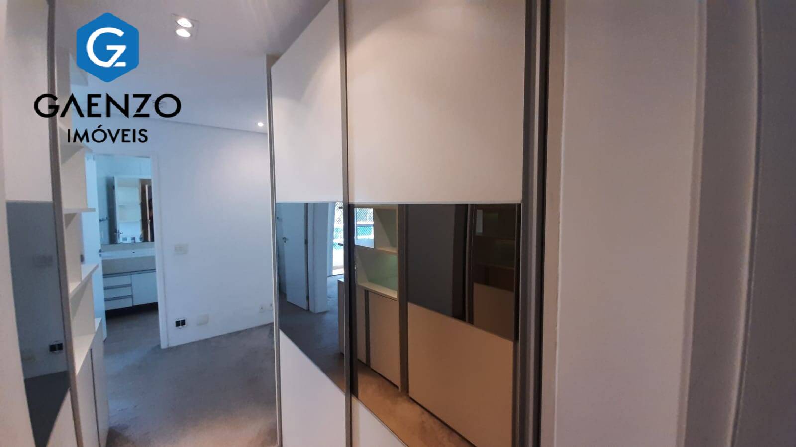 Apartamento à venda com 3 quartos, 202m² - Foto 40