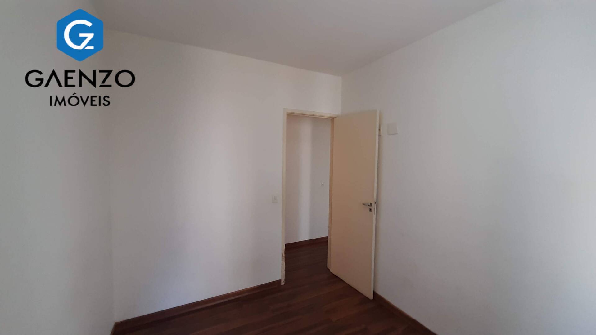 Apartamento para alugar com 2 quartos, 62m² - Foto 6