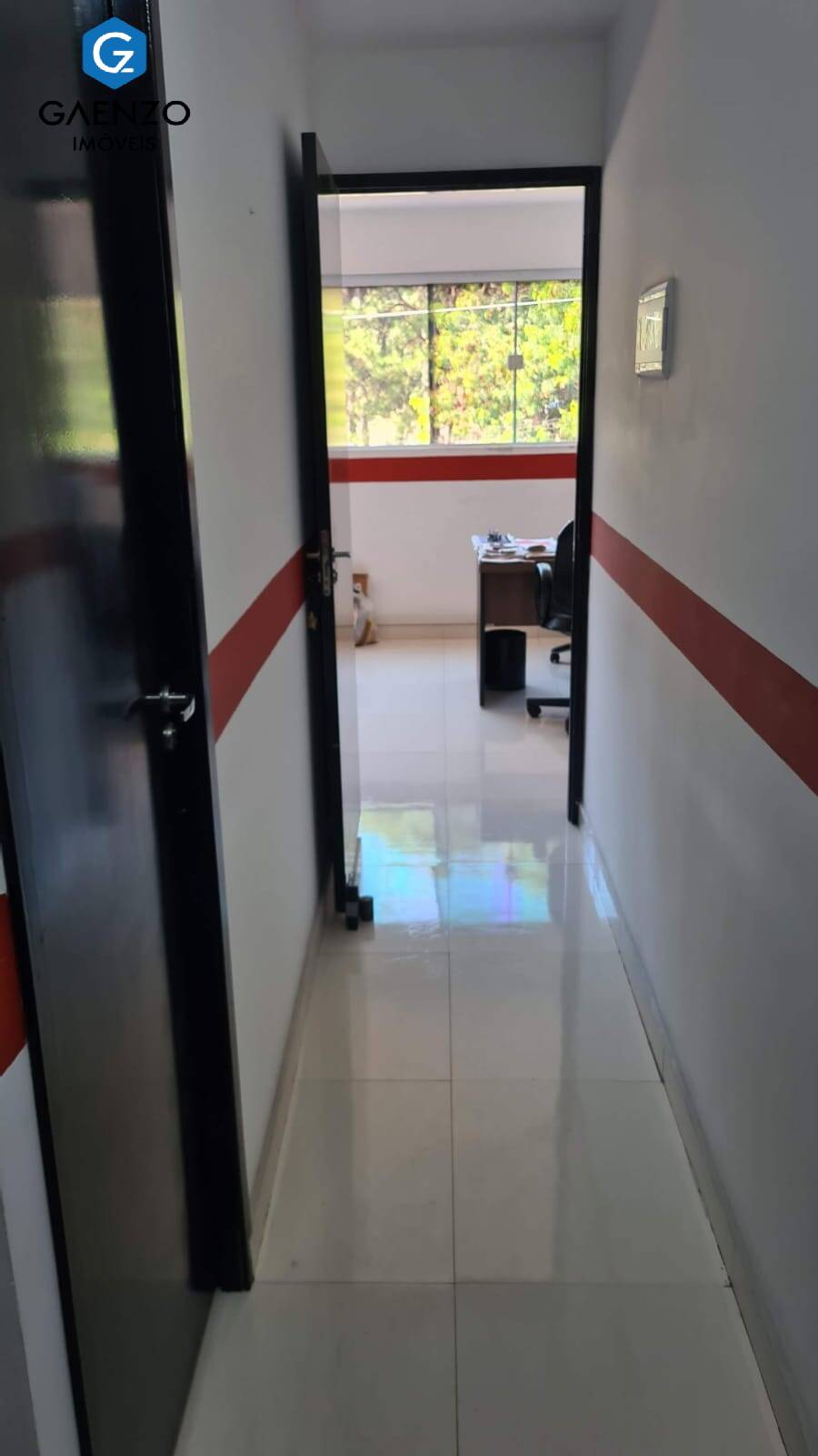 Prédio Inteiro à venda, 300m² - Foto 14