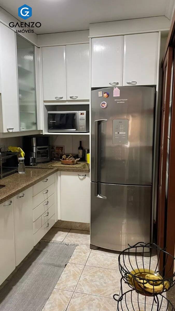 Apartamento à venda com 2 quartos, 65m² - Foto 1