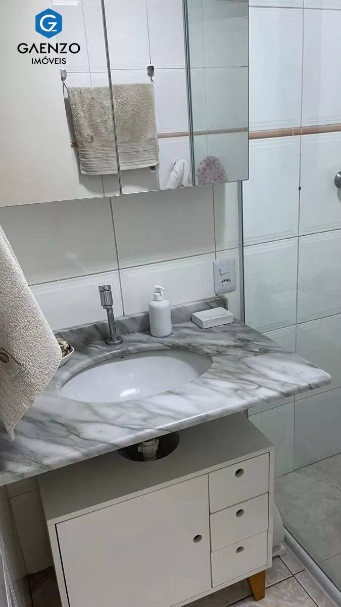 Apartamento à venda com 2 quartos, 65m² - Foto 11