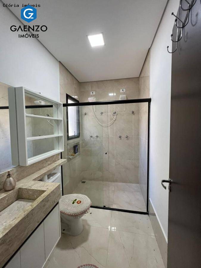 Casa de Condomínio à venda com 4 quartos, 178m² - Foto 2