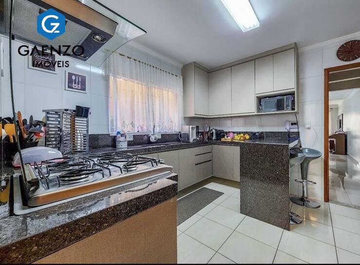 Sobrado à venda com 3 quartos, 167m² - Foto 1