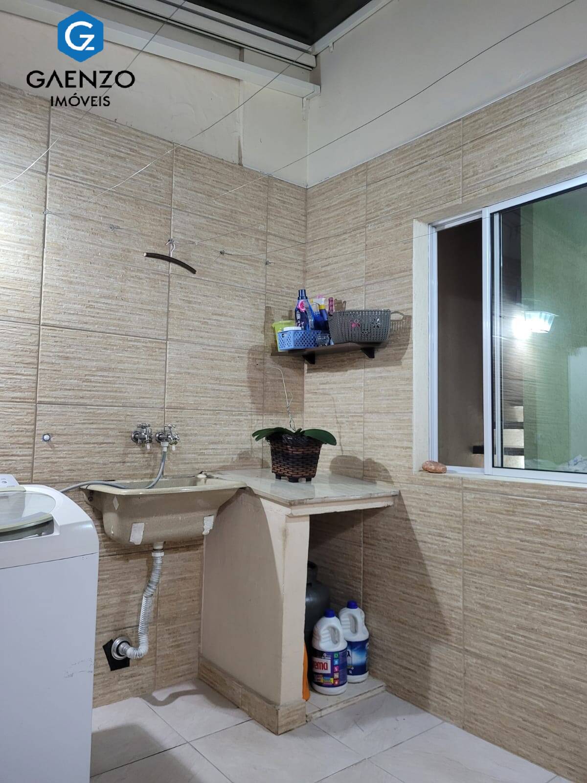 Casa de Condomínio à venda com 2 quartos, 98m² - Foto 2