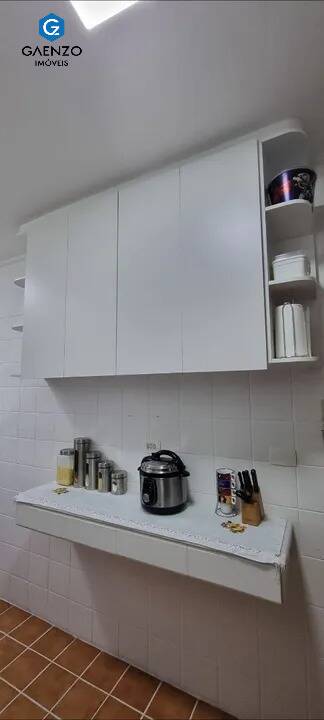 Apartamento à venda com 2 quartos, 65m² - Foto 2