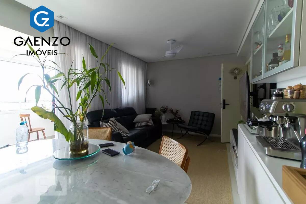 Apartamento à venda com 2 quartos, 77m² - Foto 2