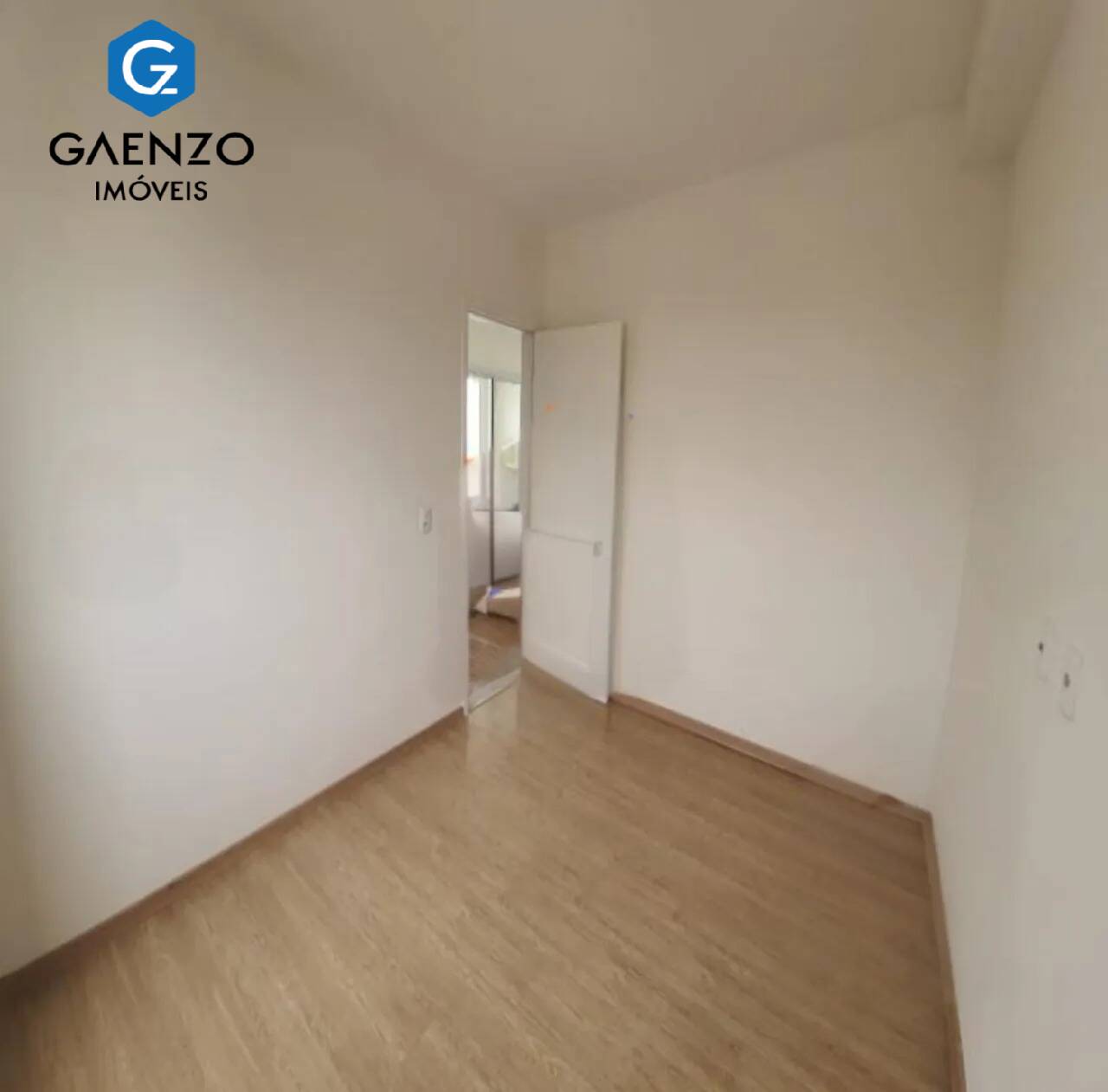 Apartamento à venda com 2 quartos, 60m² - Foto 3