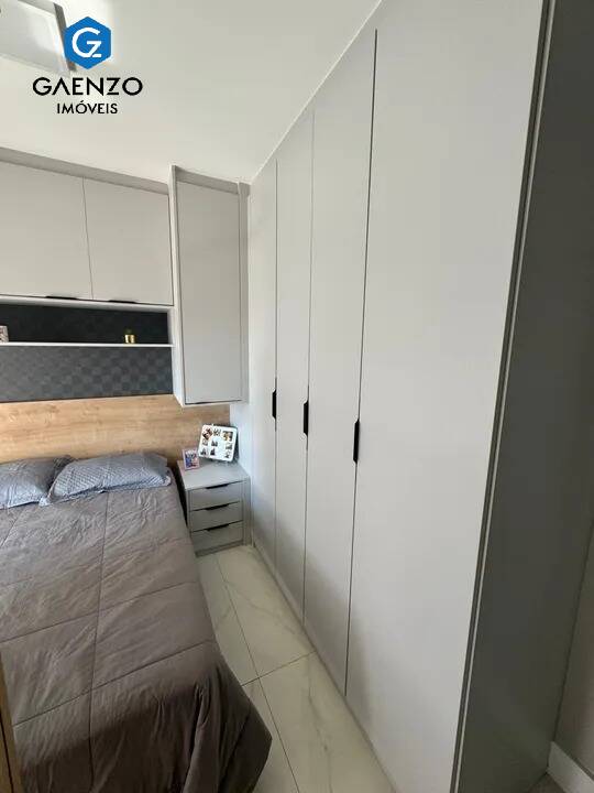 Apartamento à venda com 3 quartos, 92m² - Foto 4