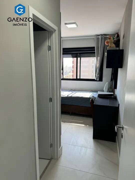 Apartamento à venda com 3 quartos, 92m² - Foto 7