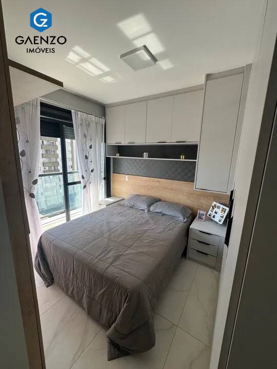 Apartamento à venda com 3 quartos, 92m² - Foto 13