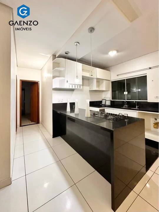 Casa para alugar com 2 quartos, 150m² - Foto 10