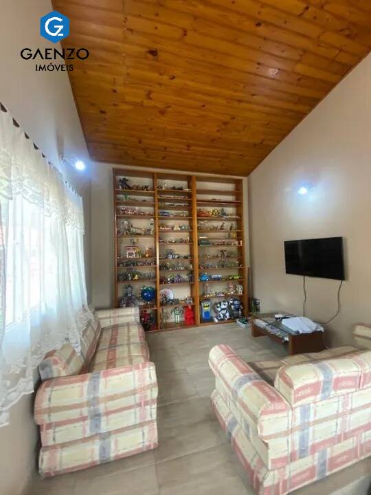 Casa de Condomínio à venda com 3 quartos, 2000m² - Foto 12