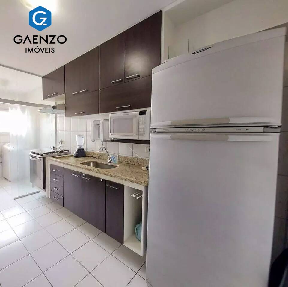 Apartamento para alugar com 3 quartos, 93m² - Foto 18