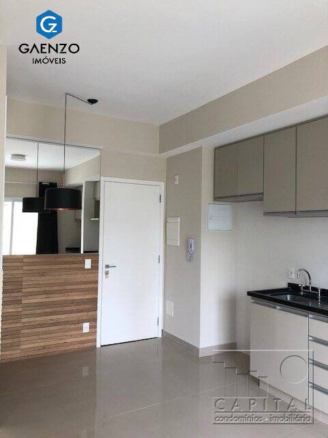 Apartamento para alugar com 1 quarto, 50m² - Foto 7