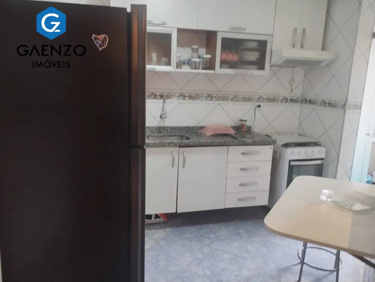 Apartamento à venda com 2 quartos, 55m² - Foto 3