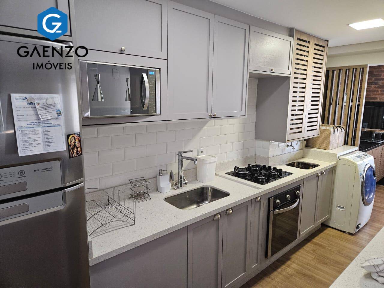 Apartamento à venda com 3 quartos, 91m² - Foto 8