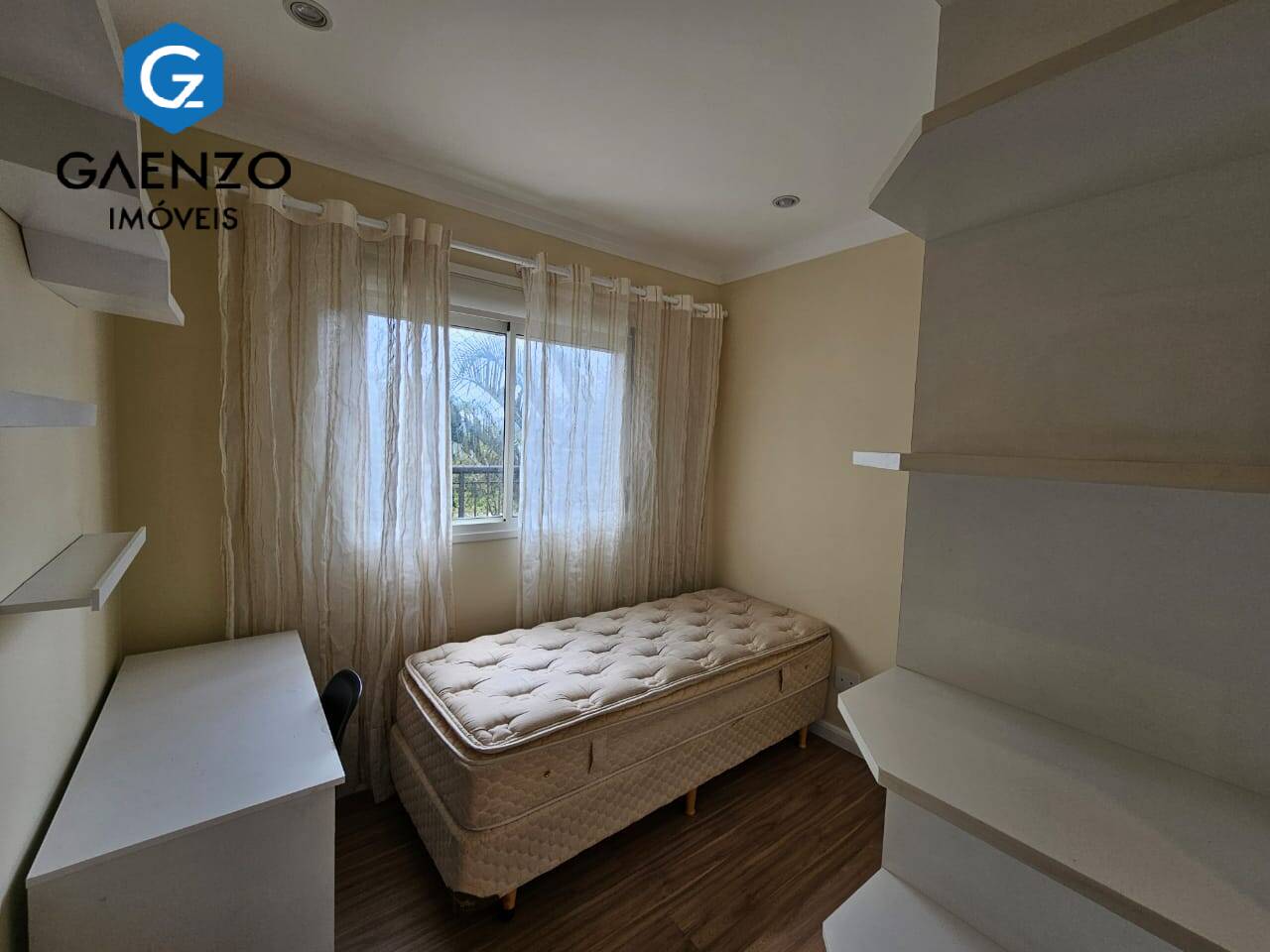 Apartamento à venda com 2 quartos, 76m² - Foto 6