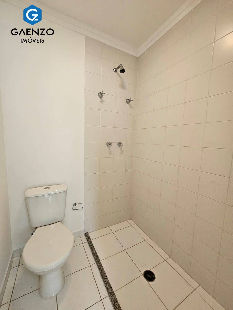 Apartamento à venda com 2 quartos, 76m² - Foto 11