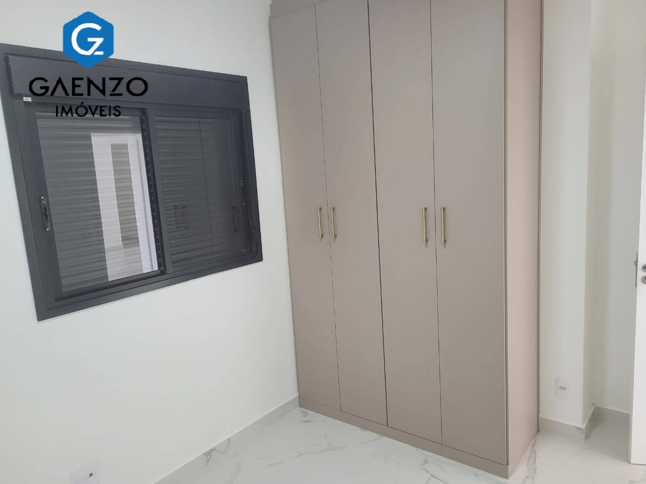 Apartamento para alugar com 2 quartos, 82m² - Foto 3