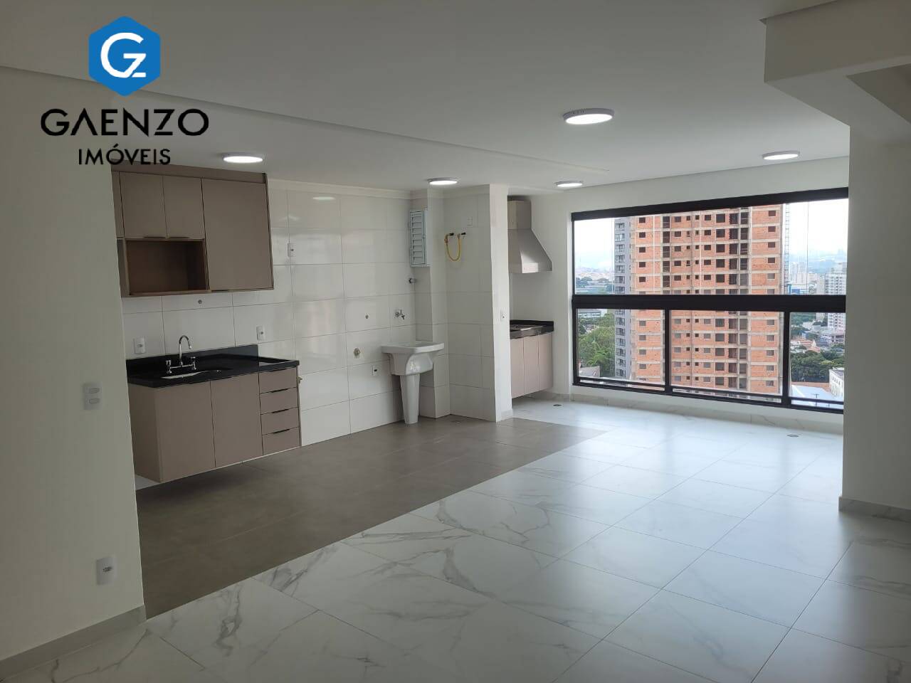 Apartamento para alugar com 2 quartos, 82m² - Foto 1