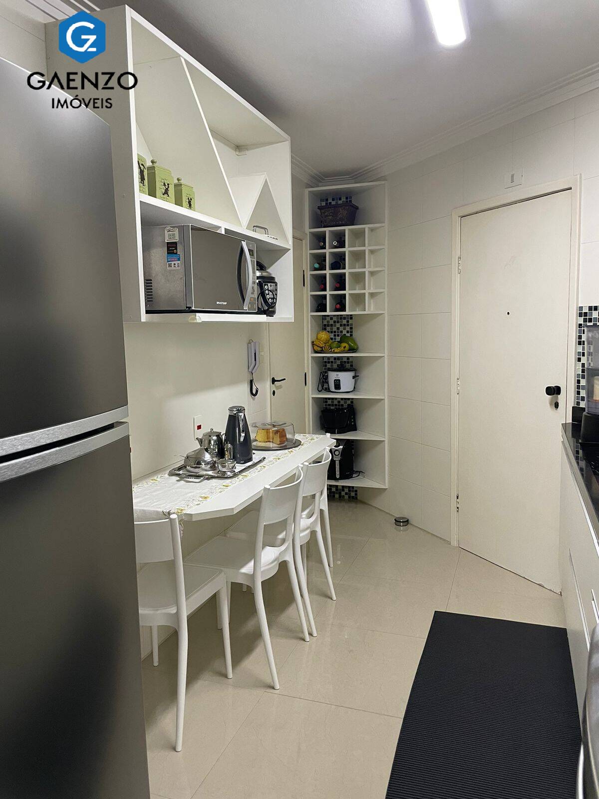 Apartamento à venda com 3 quartos, 130m² - Foto 17