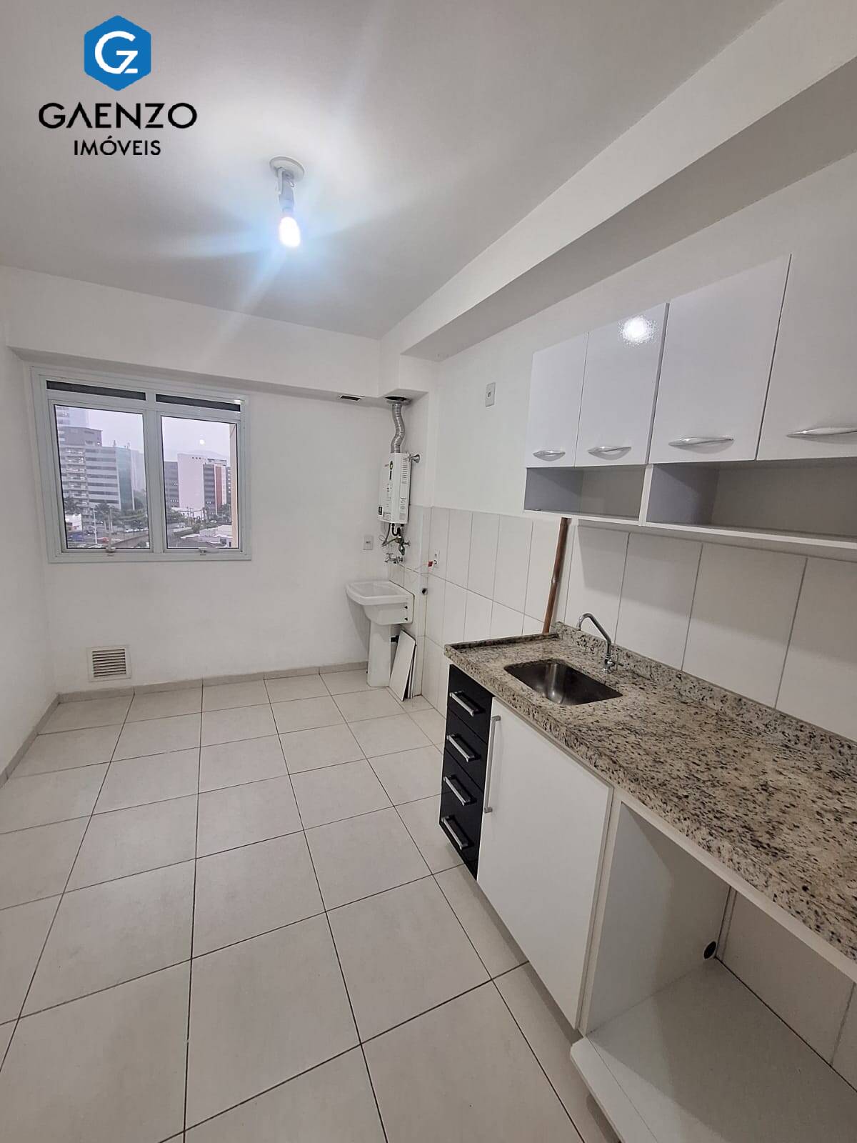 Apartamento para alugar com 2 quartos, 84m² - Foto 5