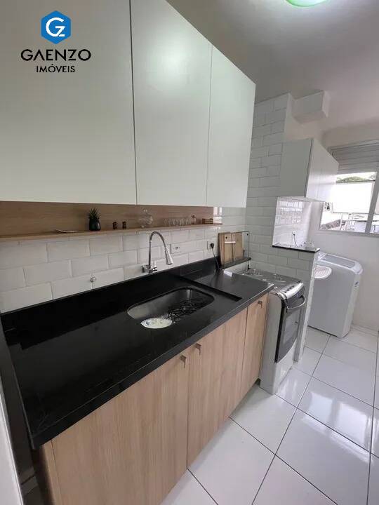 Apartamento à venda com 2 quartos, 62m² - Foto 4