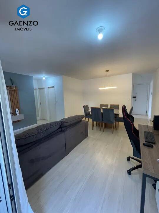 Apartamento à venda com 2 quartos, 62m² - Foto 1