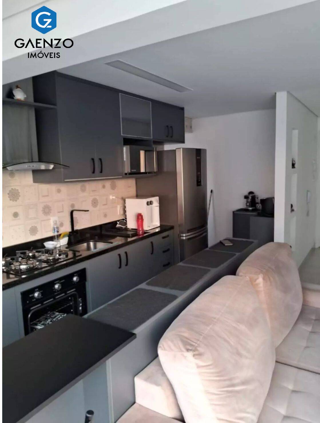 Apartamento à venda com 3 quartos, 75m² - Foto 1