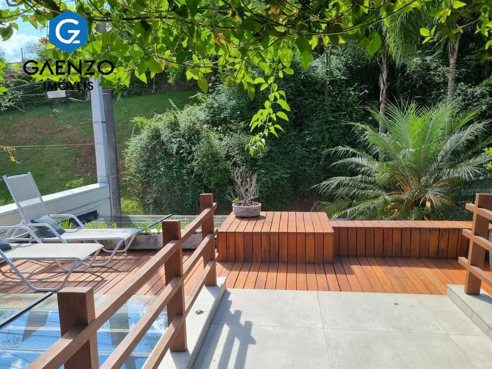 Casa à venda com 3 quartos, 200m² - Foto 15