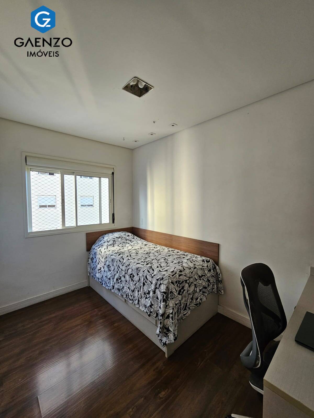 Apartamento à venda com 3 quartos, 94m² - Foto 18