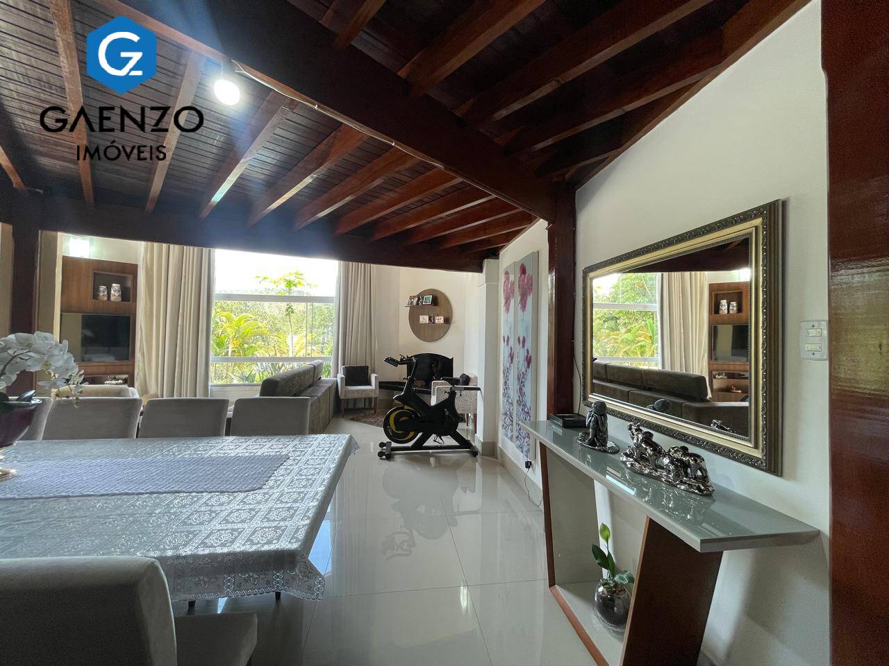 Casa à venda com 3 quartos, 3700m² - Foto 17