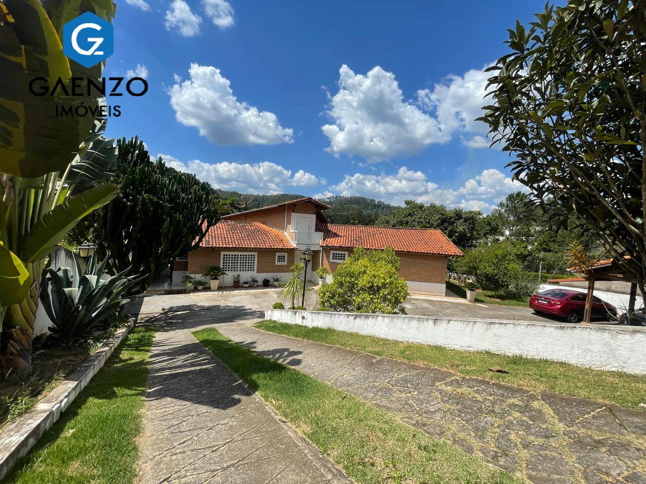 Casa à venda com 3 quartos, 3700m² - Foto 7