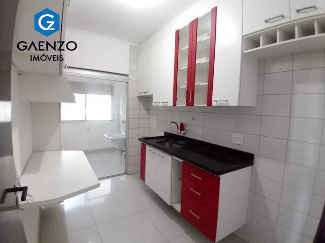 Apartamento à venda com 2 quartos, 64m² - Foto 10